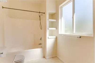 1847 S 61st St, Springfield, OR 97478 - Photo 29