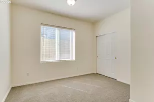 1847 S 61st St, Springfield, OR 97478 - Photo 31