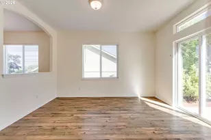 1847 S 61st St, Springfield, OR 97478 - Photo 9