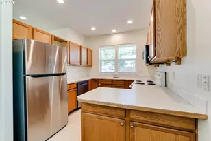 1847 S 61st St, Springfield, OR 97478 - Photo 13