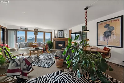 353 N Breaker Point Dr, Cannon Beach, OR 97110 - Photo 5