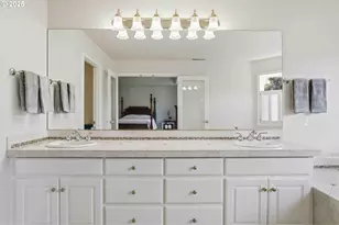 11060 SW Byrom Terrace, Tualatin, OR 97062 - Photo 31