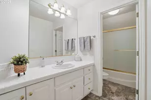 11060 SW Byrom Terrace, Tualatin, OR 97062 - Photo 25