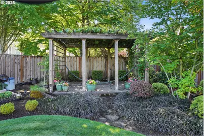 11060 SW Byrom Ter, Tualatin, OR 97062 - Photo 39