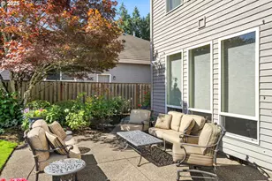 11060 SW Byrom Terrace, Tualatin, OR 97062 - Photo 43