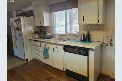 449 Evergreen Ridge Rd, Riddle, OR 97469 - Photo 3