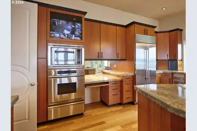 6019 SE Riverside Dr, Vancouver, WA 98661 - Photo 17