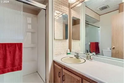 11602 SW Royal Villa Dr, Tigard, OR 97224 - Photo 11