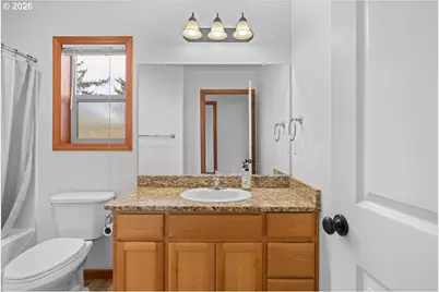 371 SW Kalmia Ave, Warrenton, OR 97146 - Photo 17