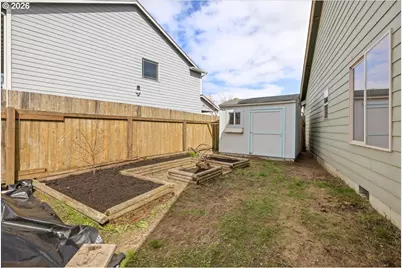 371 SW Kalmia Ave, Warrenton, OR 97146 - Photo 23