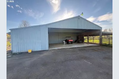 843 Stearns Ln, Oakland, OR 97462 - Photo 3