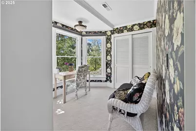 496 Beach St, Ashland, OR 97520 - Photo 17