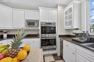 496 Beach St, Ashland, OR 97520 - Photo 15