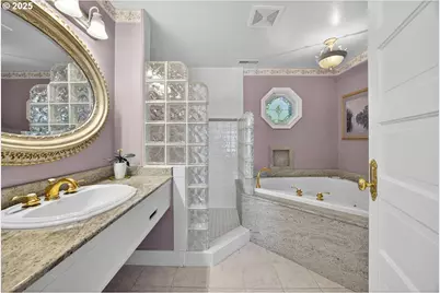 496 Beach St, Ashland, OR 97520 - Photo 21