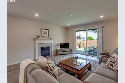 472 SW 16th Ave, Canby, OR 97013 - Photo 17