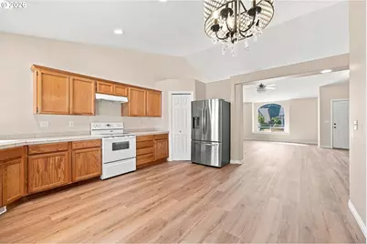 2624 NE 80th St, Vancouver, WA 98665 - Photo 9