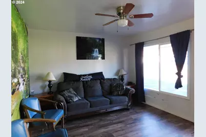 787 N Central Blvd, Coquille, OR 97423 - Photo 19