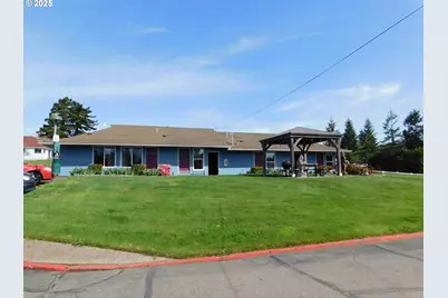 787 N Central Blvd, Coquille, OR 97423 - Photo 9