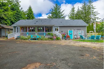 692 18th Ave, Coos Bay, OR 97420 - Photo 13