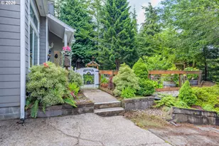 692 18th Ave, Coos Bay, OR 97420 - Photo 9
