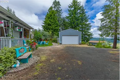 692 18th Ave, Coos Bay, OR 97420 - Photo 11