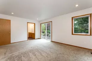 2390 NW Quail Ct, McMinnville, OR 97128 - Photo 23