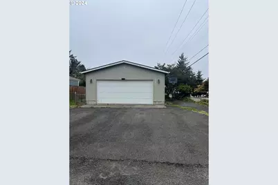 304 SE Port Ave, Lincoln City, OR 97367 - Photo 1