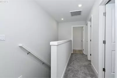 1328 NE 8th Ave, Battle Ground, WA 98604 - Photo 11