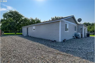 256 NW Jewell Ct, Irrigon, OR 97844 - Photo 39