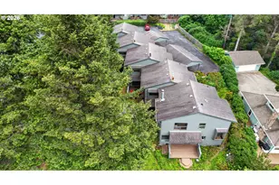 3250 NW Oceanview Dr, Newport, OR 97365 - Photo 29
