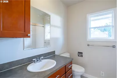 3392 Sunnyview Rd NE, Salem, OR 97301 - Photo 13
