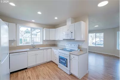 3392 Sunnyview Rd NE, Salem, OR 97301 - Photo 33