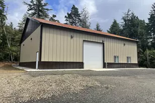 5129 N Loftus Rd, Florence, OR 97439 - Photo 1