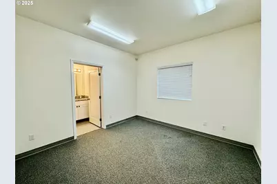 5129 N Loftus Rd, Florence, OR 97439 - Photo 7