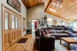 49985 McKenzie Hwy, Vida, OR 97488 - Photo 9