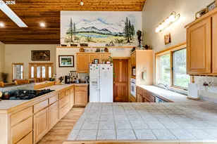 49985 McKenzie Hwy, Vida, OR 97488 - Photo 15