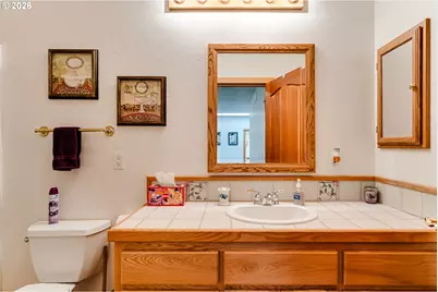 49985 McKenzie Hwy, Vida, OR 97488 - Photo 29