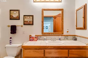 49985 McKenzie Hwy, Vida, OR 97488 - Photo 29