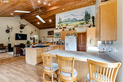 49985 McKenzie Hwy, Vida, OR 97488 - Photo 13