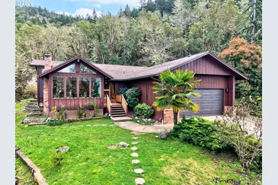 755 Plin St, Myrtle Creek, OR 97457 - Photo 1