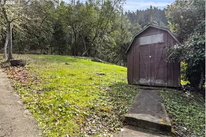 755 Plin St, Myrtle Creek, OR 97457 - Photo 47