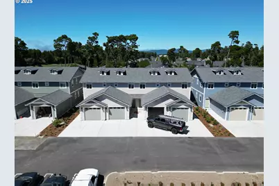 1591 37th St, Florence, OR 97439 - Photo 17