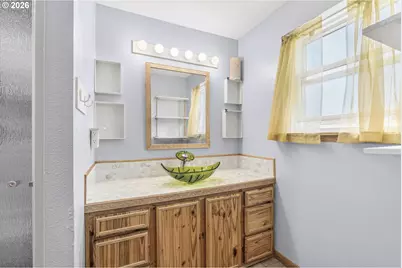 428 S 2nd Pl, Kalama, WA 98625 - Photo 25