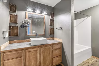 428 S 2nd Pl, Kalama, WA 98625 - Photo 21