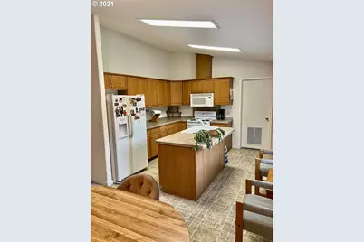 95851 McKinnon Dr, Gold Beach, OR 97444 - Photo 7