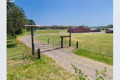 16515 NE 58th St, Vancouver, WA 98682 - Photo 3