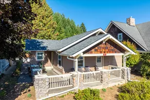 369 B St, Elkton, OR 97436 - Photo 1