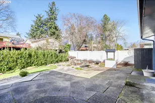 280 Ipswich St, Gladstone, OR 97027 - Photo 25