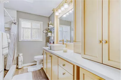 280 Ipswich St, Gladstone, OR 97027 - Photo 17