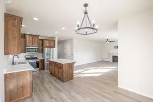 383 NW Denton Ave, Dallas, OR 97338 - Photo 7